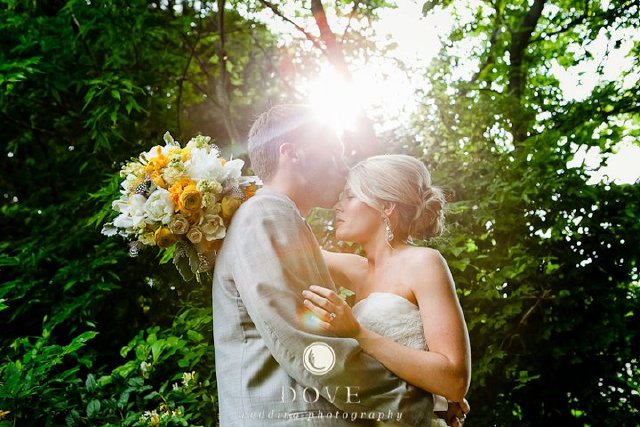 bride and groom, nashville wedding, cedarwood, outdoor
